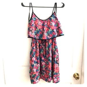 Floral dress with keyhole back